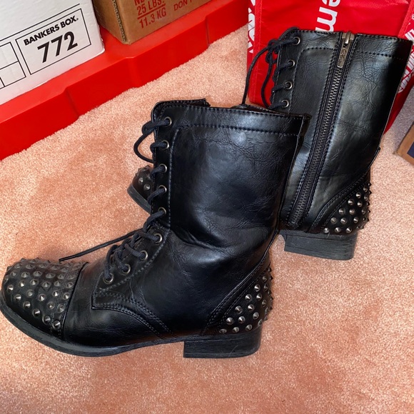 Studded Boots - Picture 4 of 4